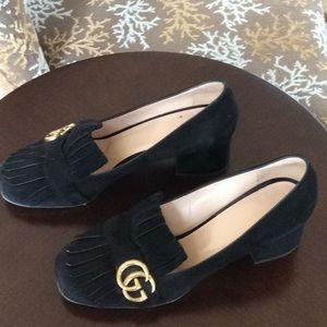 Gucci black suede mid-heel pumps